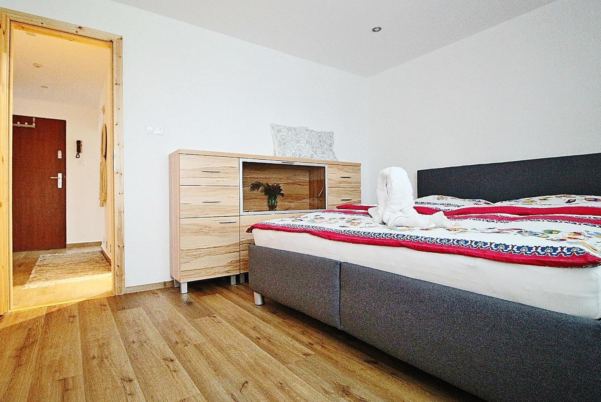 Apartman 4M Tatry 塔特兰斯卡斯特拉 外观 照片